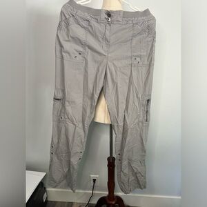 Chico's light grey cargo pants buttons rivets elastic waistband size 1